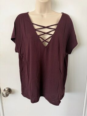 Victoria’s Secret Sport Short Sleeve Top - Deep Burgundy - M